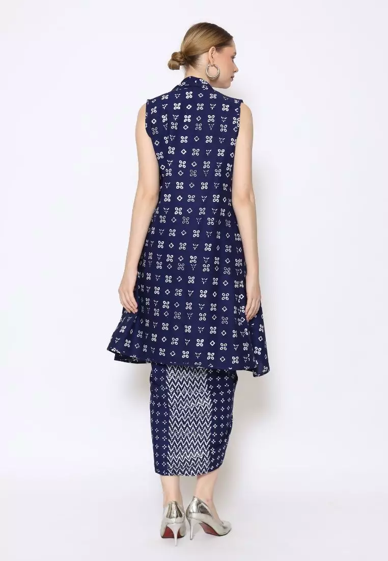Rinjanie Batik - Set Outer Coin dan Rok Lilit Navy - Batik Tuntrum Katun Series - Outer Batik Modern - Outer Batik - Outer Batik Kerja Kantor - Batik Cap - OUTC&MEAS-NV