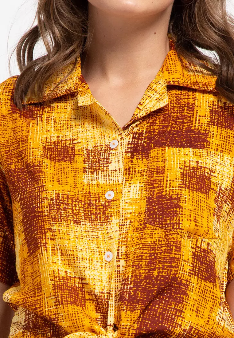 Nade FTA10 KCK Kemeja Crop Knot Abstrak Kuning