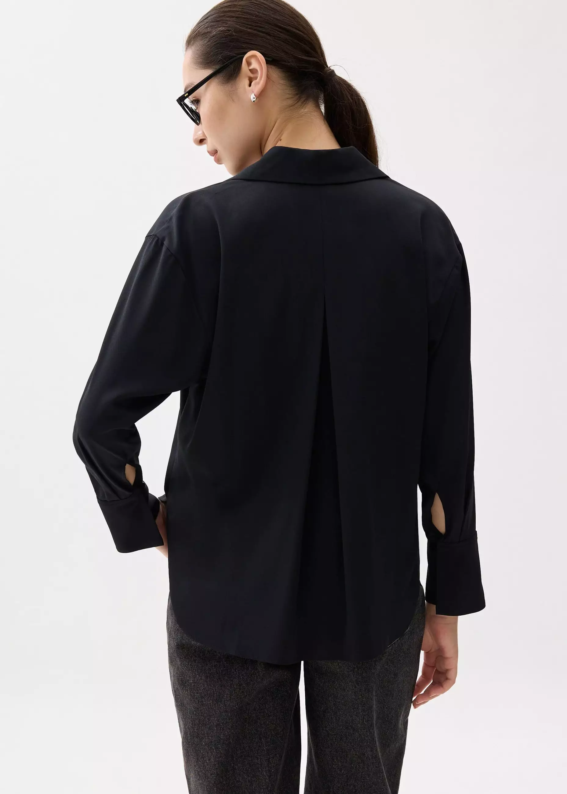 Atasan Wanita - RuchedReady® Ily Notch Collar Blouse