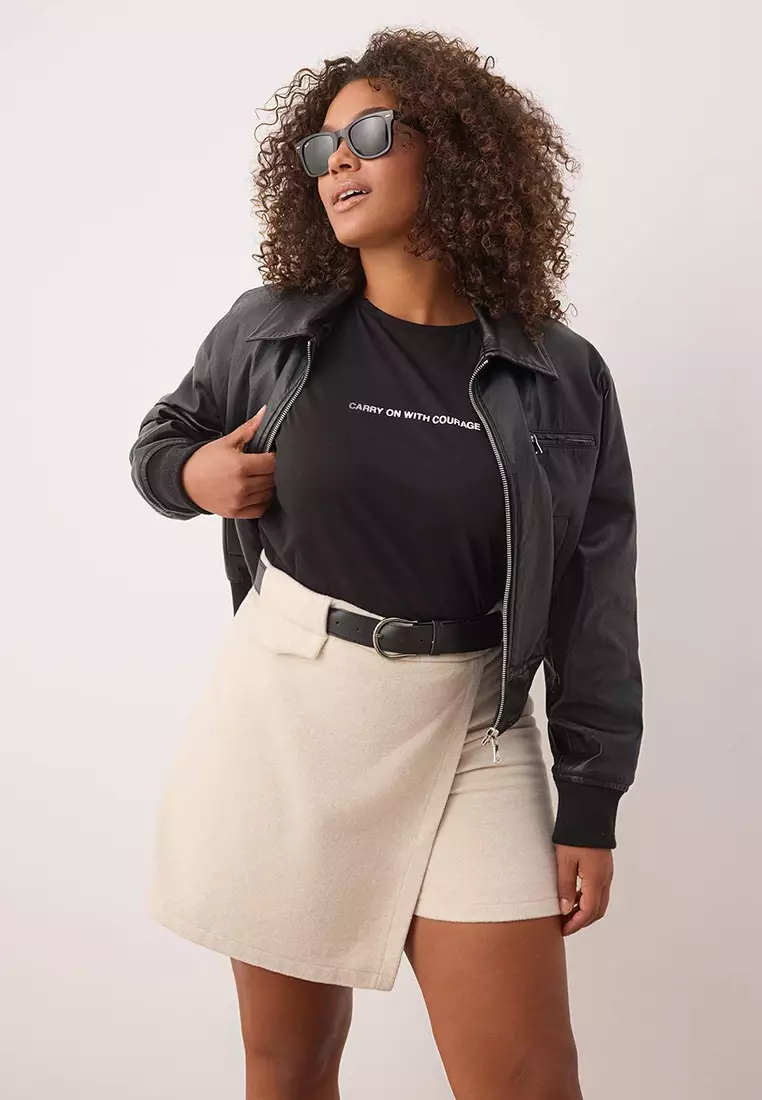Plus Size Belted Skort