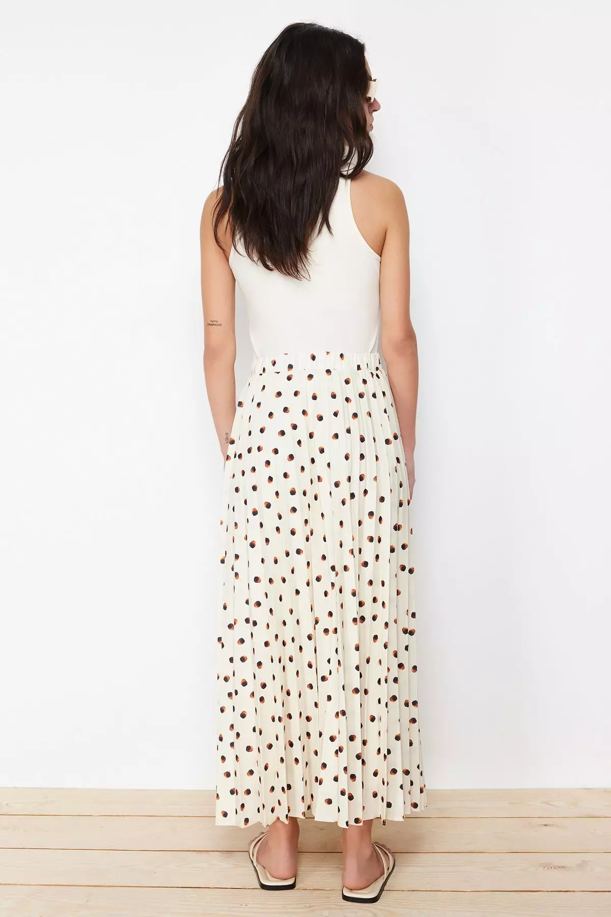 Polka-Dot Pleated Skirt
