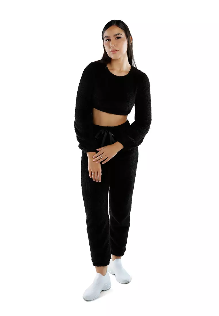 Black Shearling Full Sleeve Crop Top