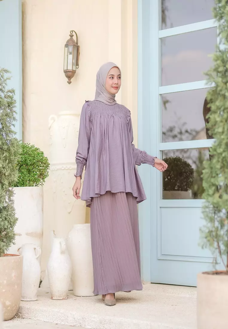 Cassandra Blouse Light Brown..