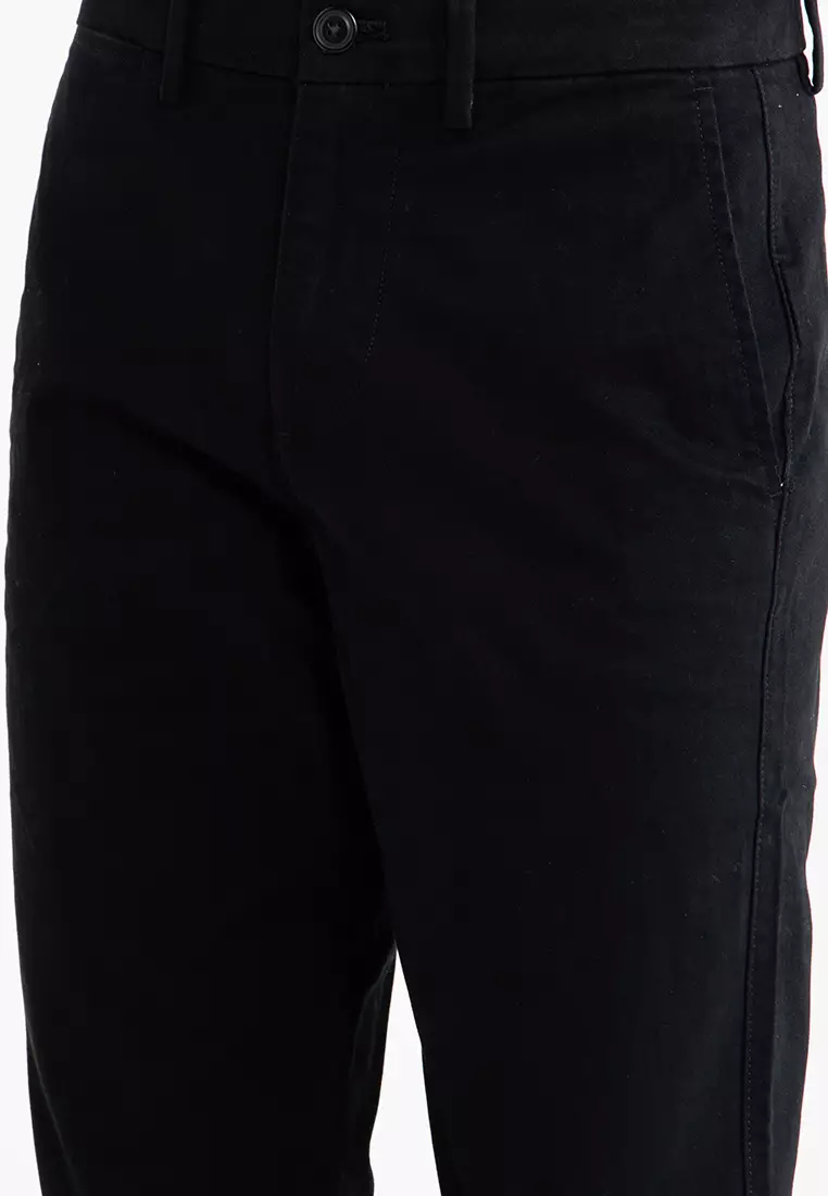 V-Essential Khaki Straight Fit