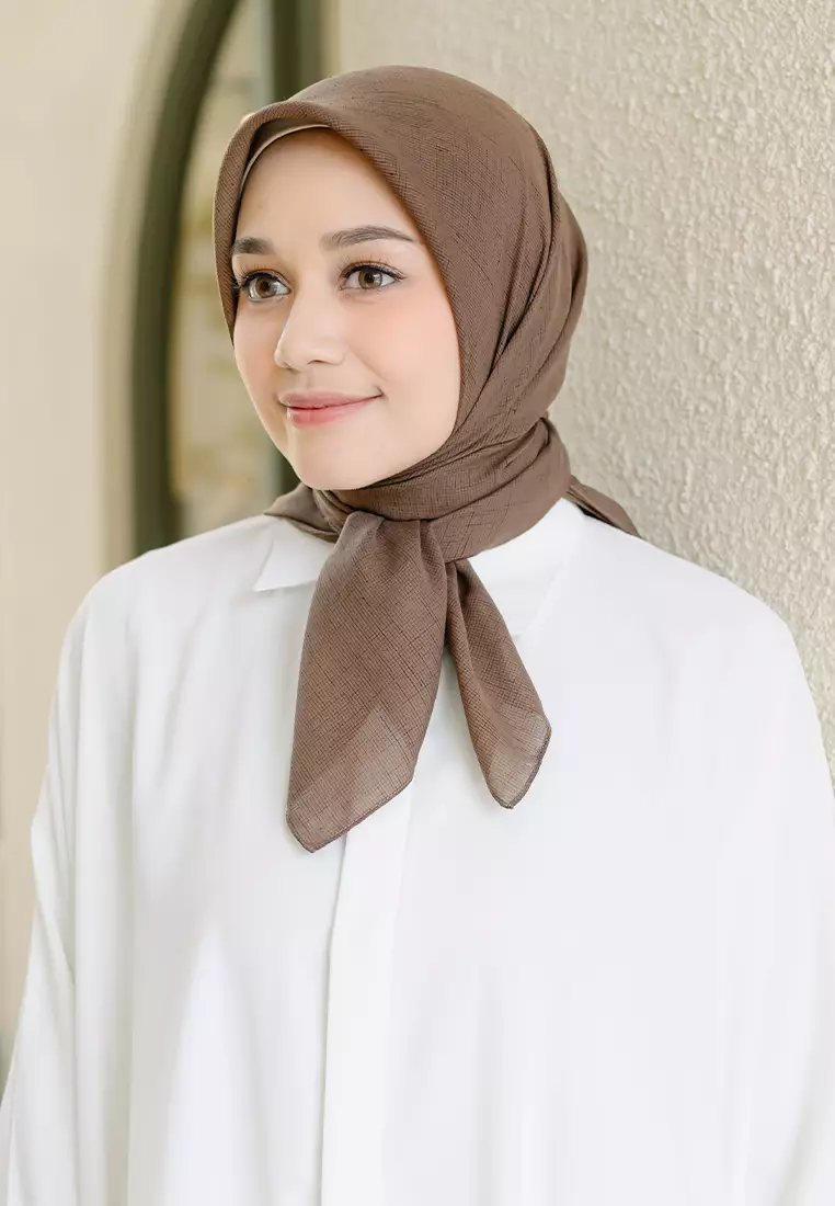 Maka Square Rustic Brown