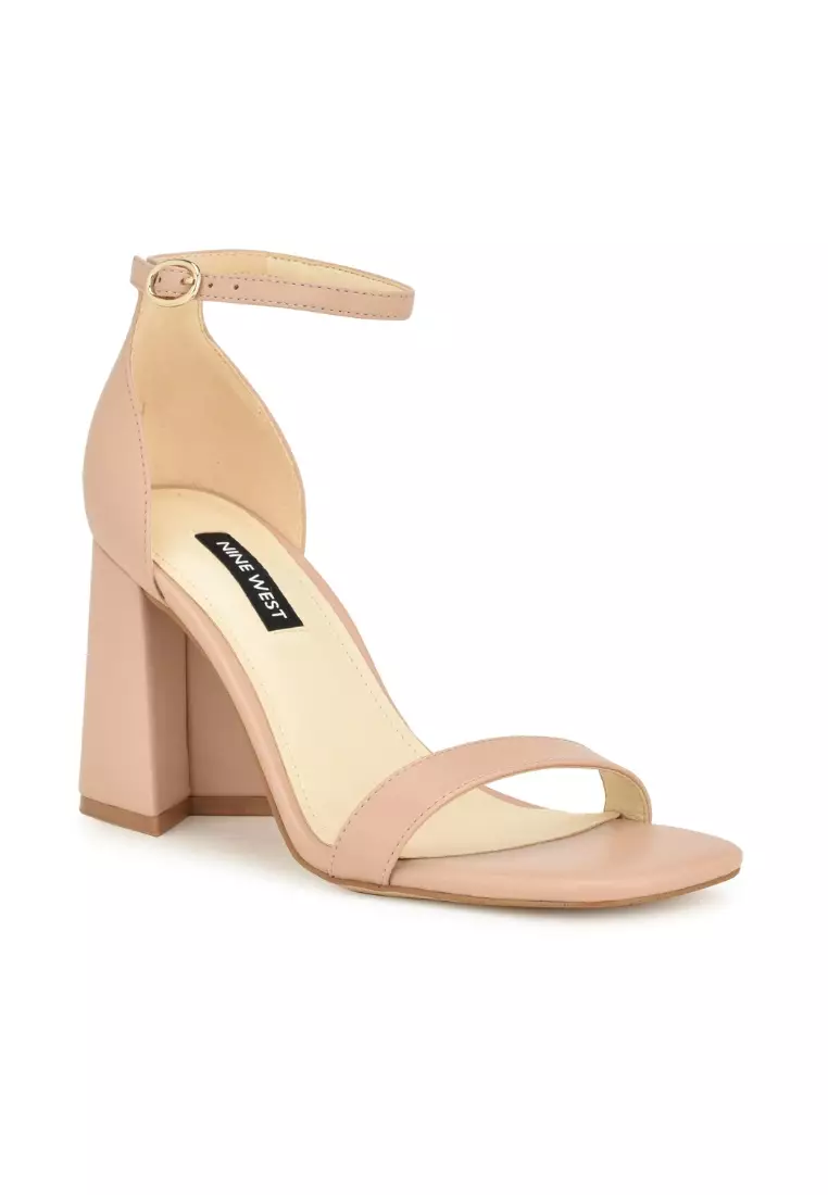 Chunky heel hot sale dress sandals