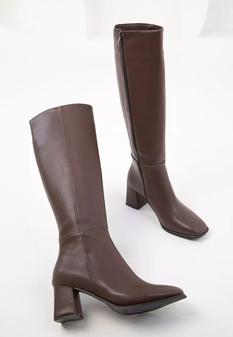 Low Heeled Knee-High Boots