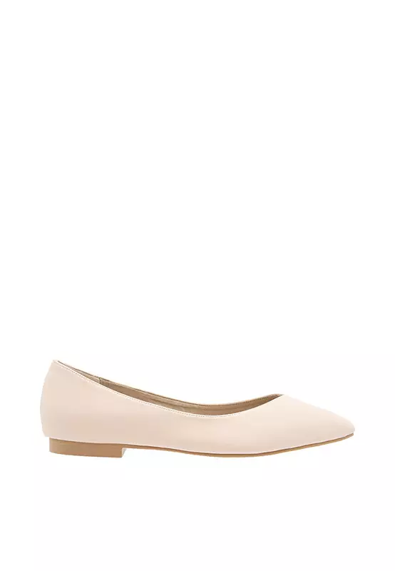 Zalora on sale flat shoes