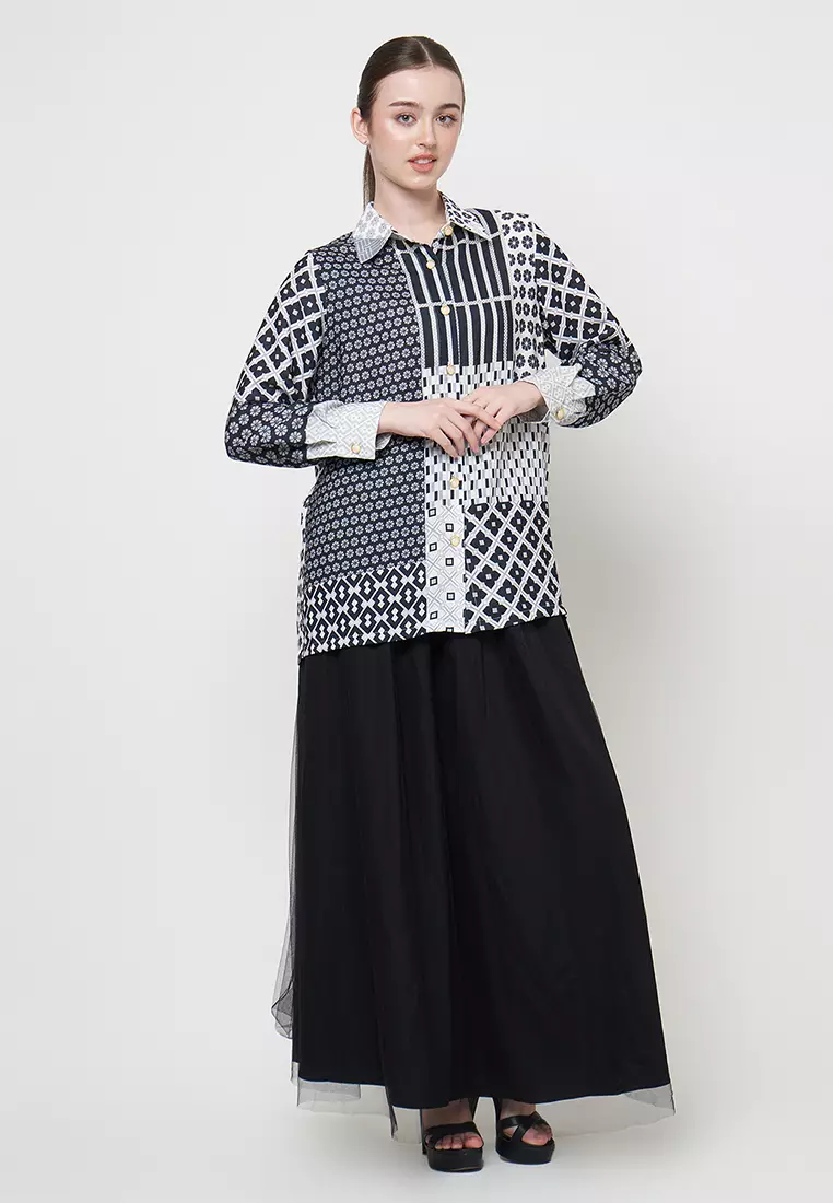 Kamilaa by Itang Yunasz Kara Shirt Black