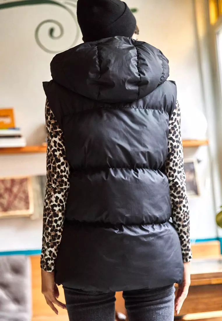 【完売新品】ella_selectshop chocochip boa vest 完売新品】ella_selectshop chocochip boa vest