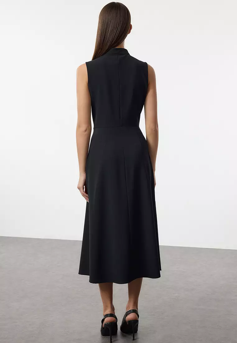 Mandarin Collar Sleeveless Midi Dress