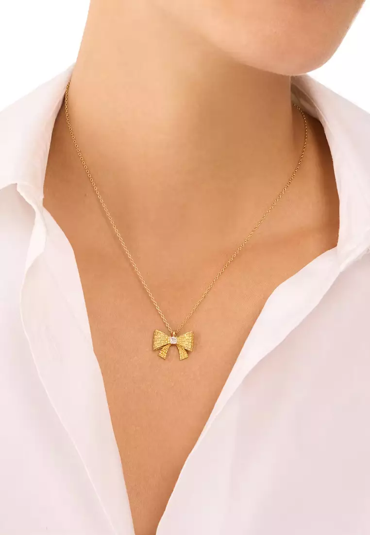 Wrapped In A Bow Mini Pendant Necklace in Clear/ Gold KJ974