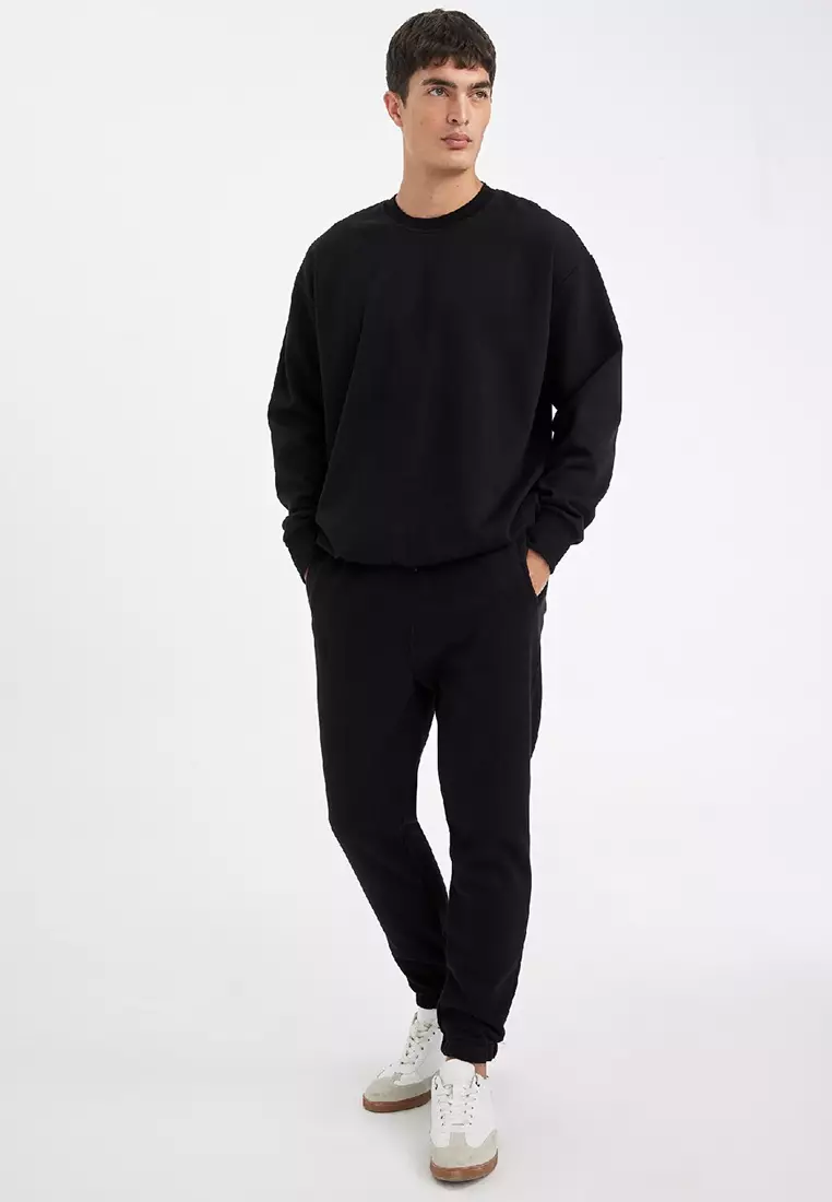 Black Sweatpants
