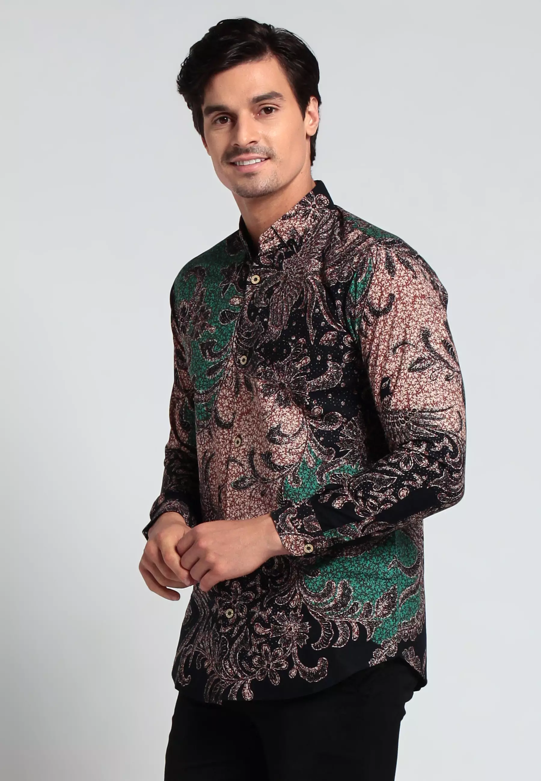 Kemeja cucak rawa tanahan slimfit