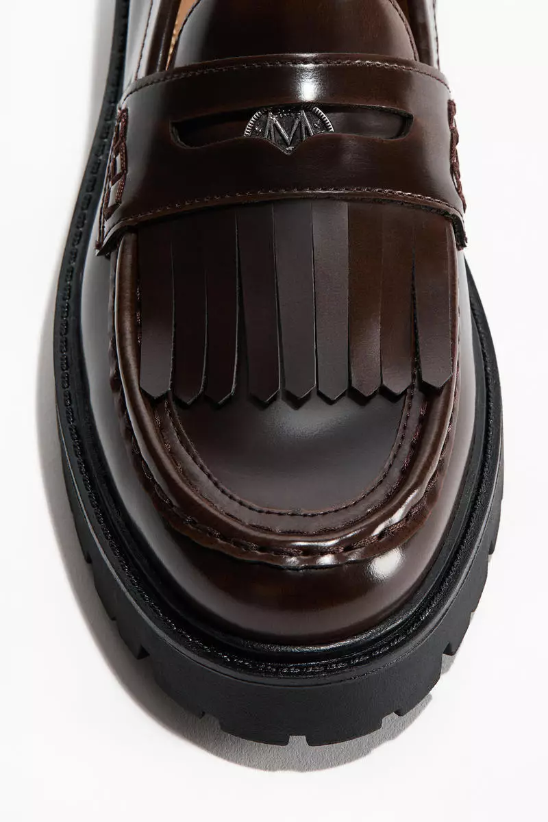 Fringe-trimmed loafers