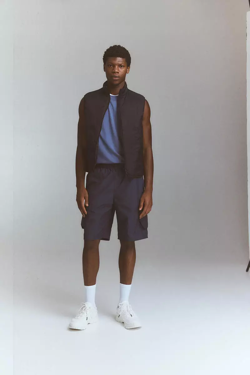 Buy H M Lightweight cargo sports shorts 2024 Online ZALORA