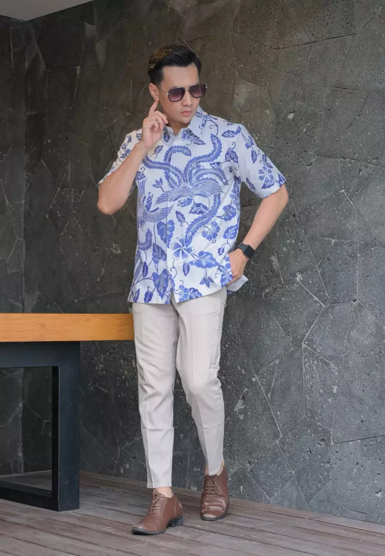 Hem Batik Hanzalah Lengan Pendek Batik Tulis Slimfit