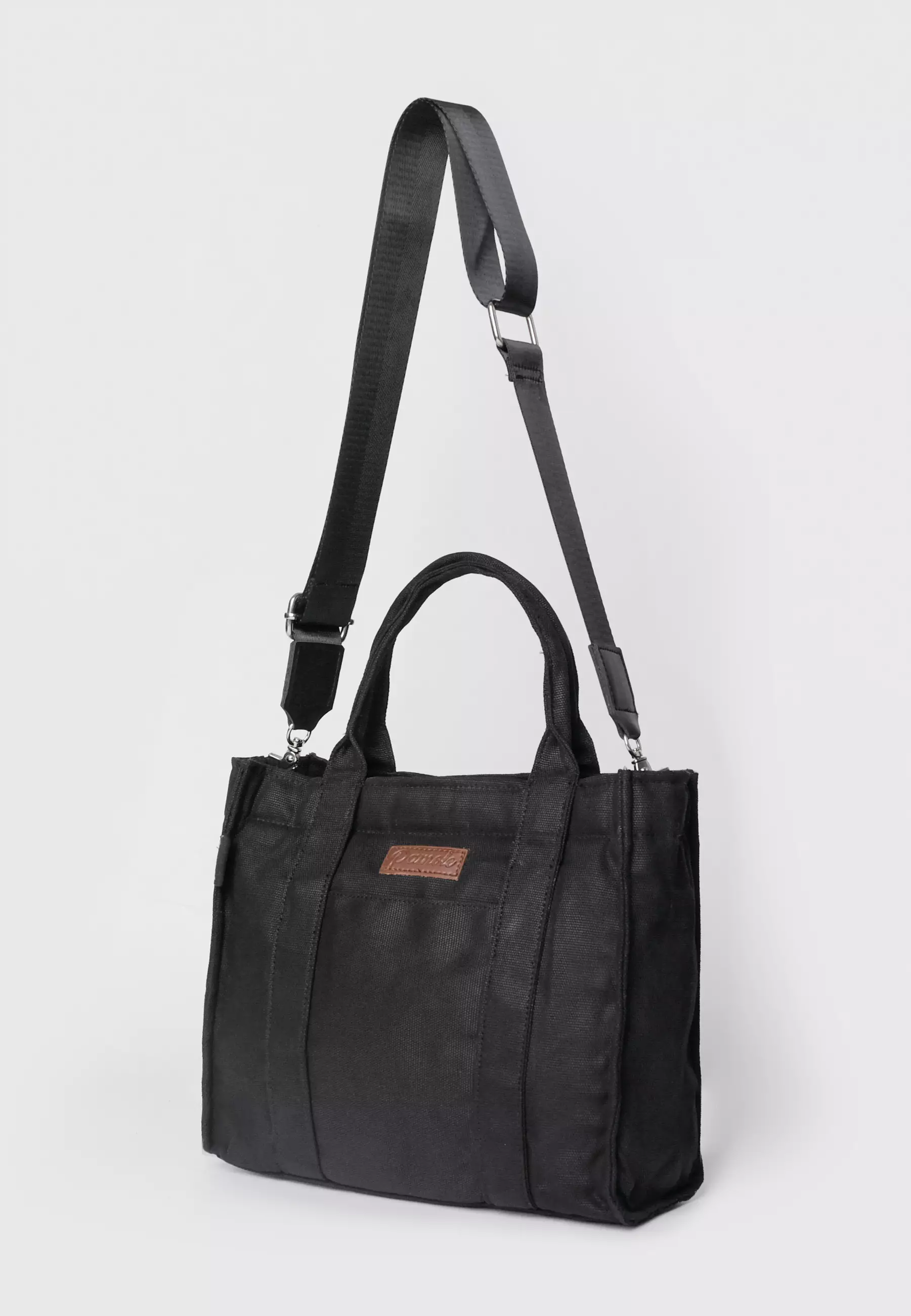Pamole - Tas Selempang Wanita Bahan Kanvas Premium - Sanori Series - Hitam