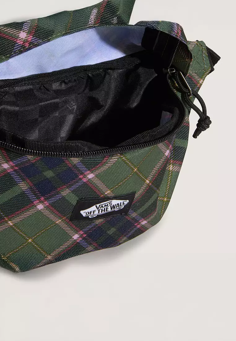 VN000HE6EN61 TRAVELER FANNY PAC, FREE