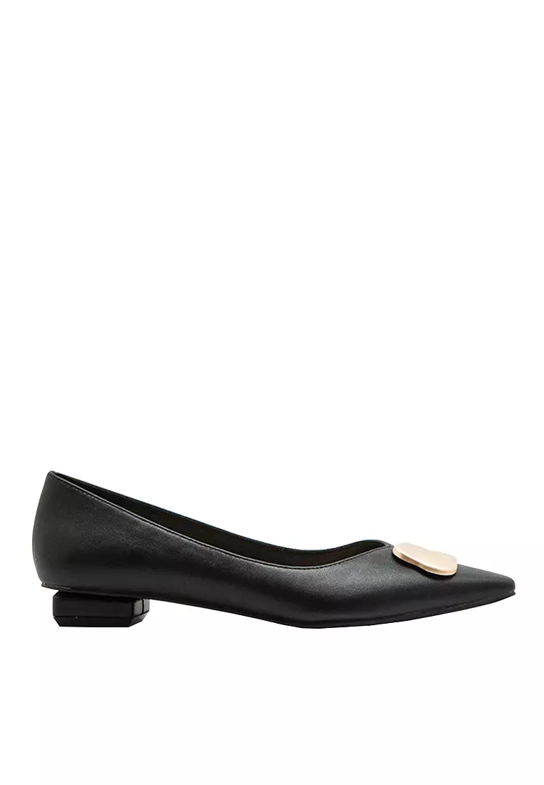 Discount on Twenty Eight Shoes  shoes - SKU: VANSA Ornament Low Heel Pumps  VSW-F669717