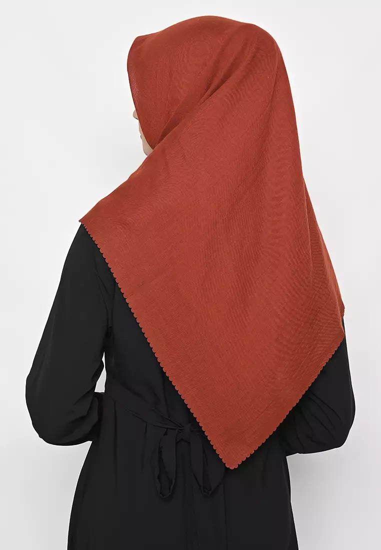 Hijab Square Voal Aisyah Sangria Lasercut