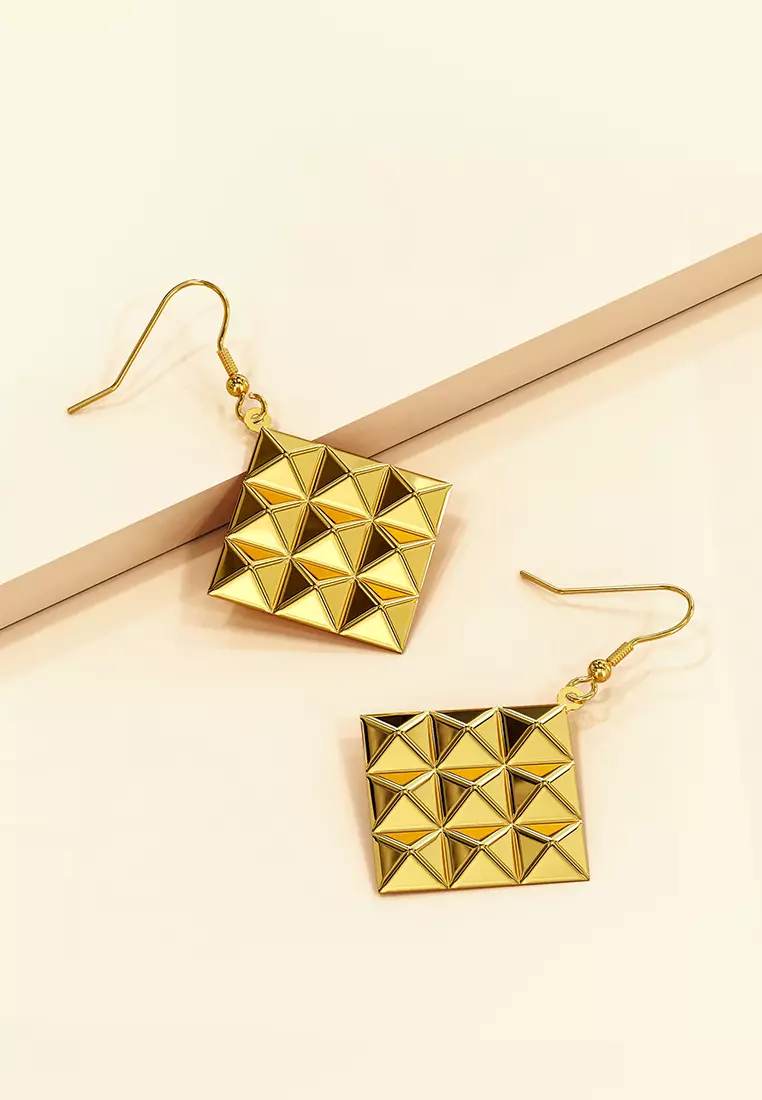Fascination Geometric Style Diamond Shape Metallic Earrings Gold