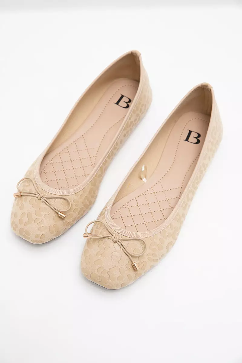 Sofia Micca Ballerina Flat Beige