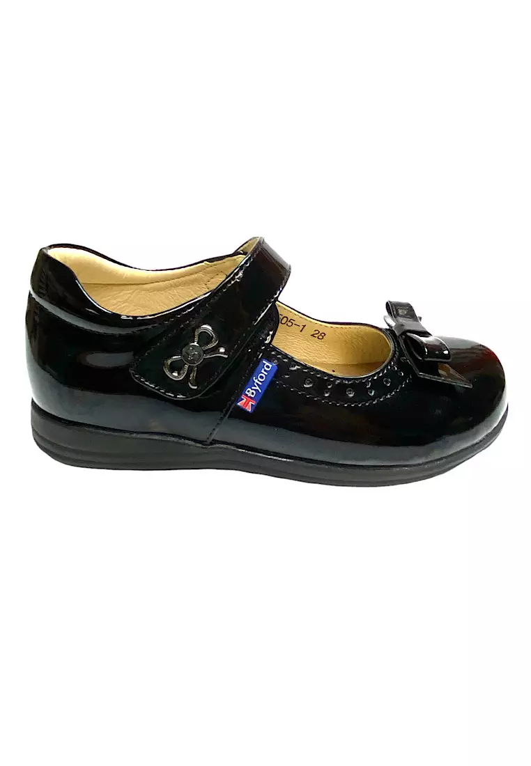 Girls closed school shoes best sale