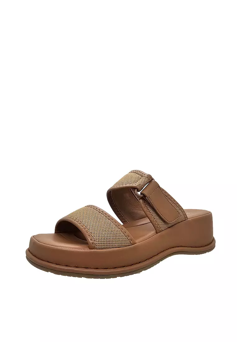 Double band hot sale slide sandals