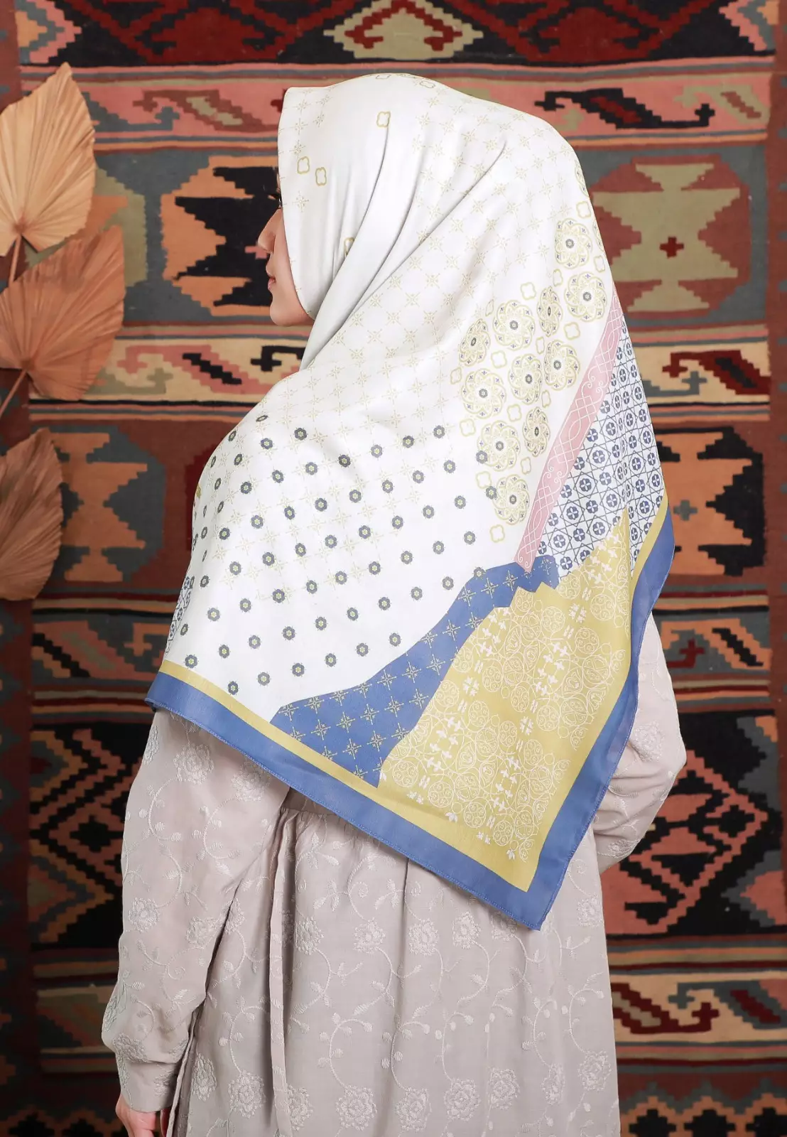 jilbab segiempat motif