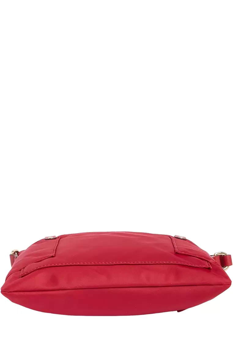 Preppy Nylon Swingpack Crossbody Bag - Savvy Red 4R4HCR040H02
