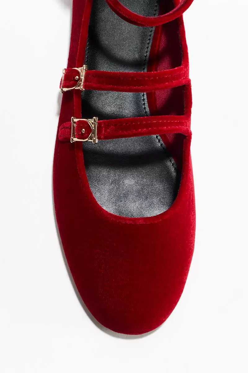 Velvet ballet flats