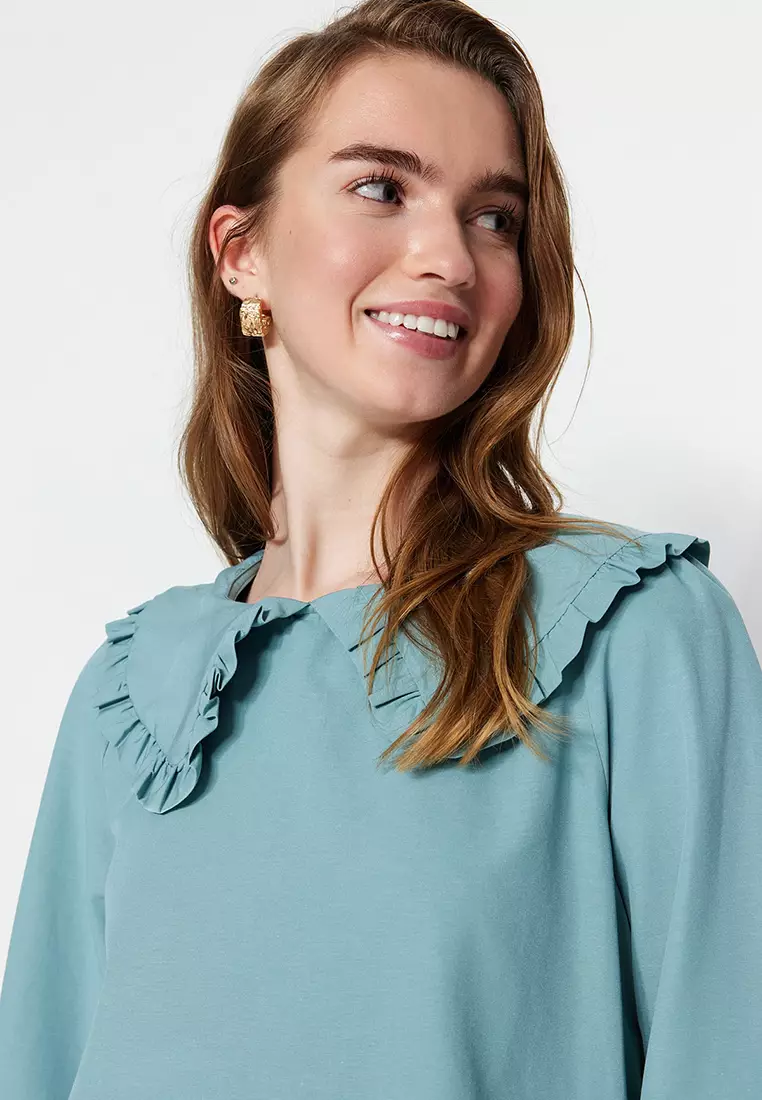 MODEST Babydoll Collar Slit Tunic Top