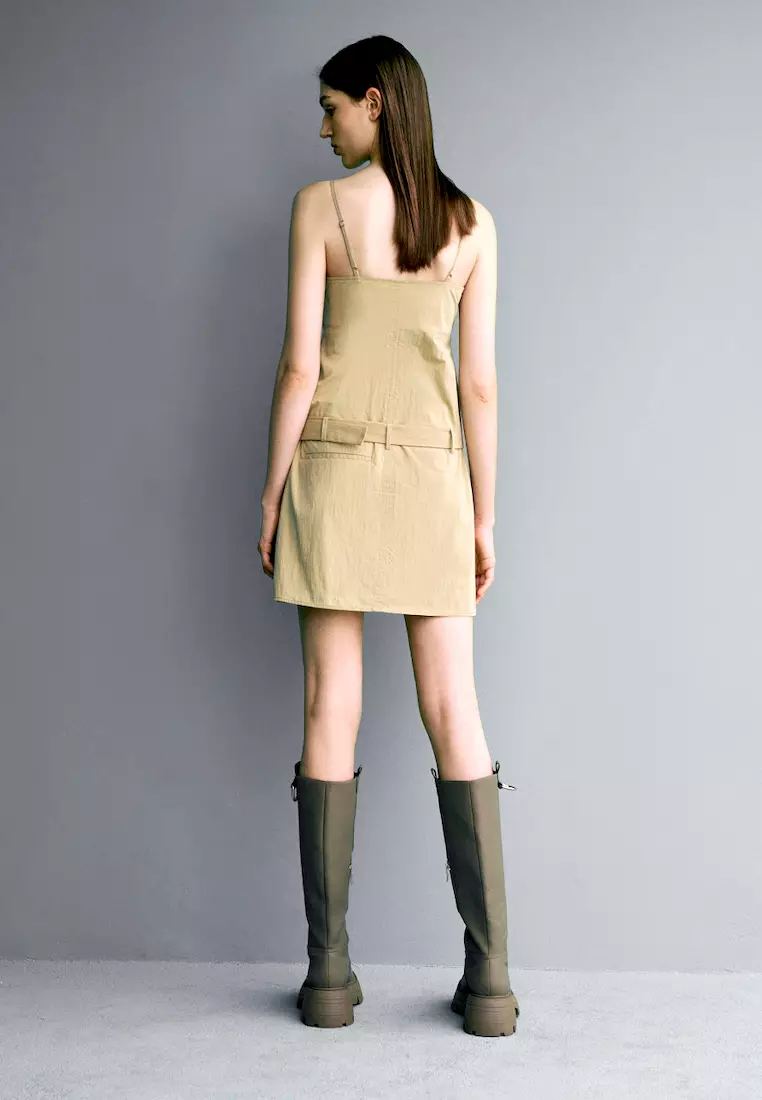 Buy URBAN REVIVO Sleeveless U Neck Straight Dress 2025