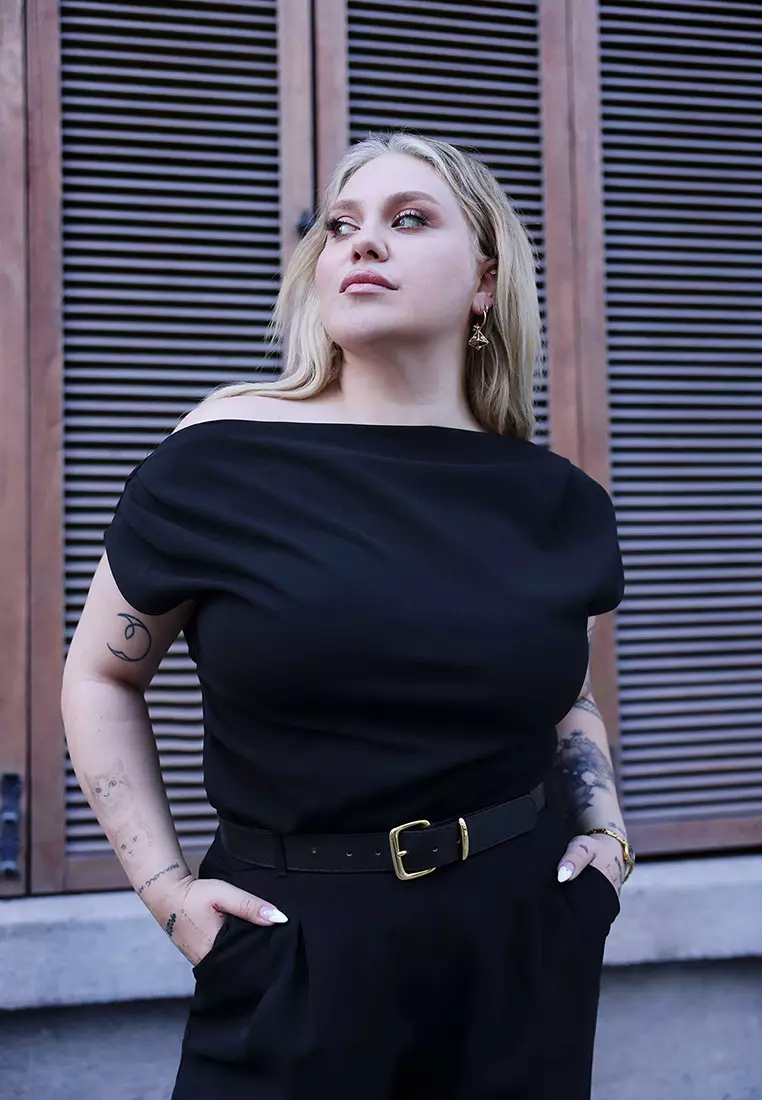 Black Crepe Knit Plus Size Blouse Tbbss25Af00119