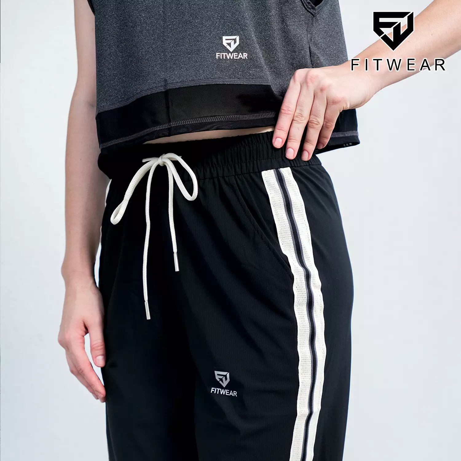 Fitwear Jogger Oversize Olahraga Wanita AMORA WIDE STRIPE - BLACK RIBBON