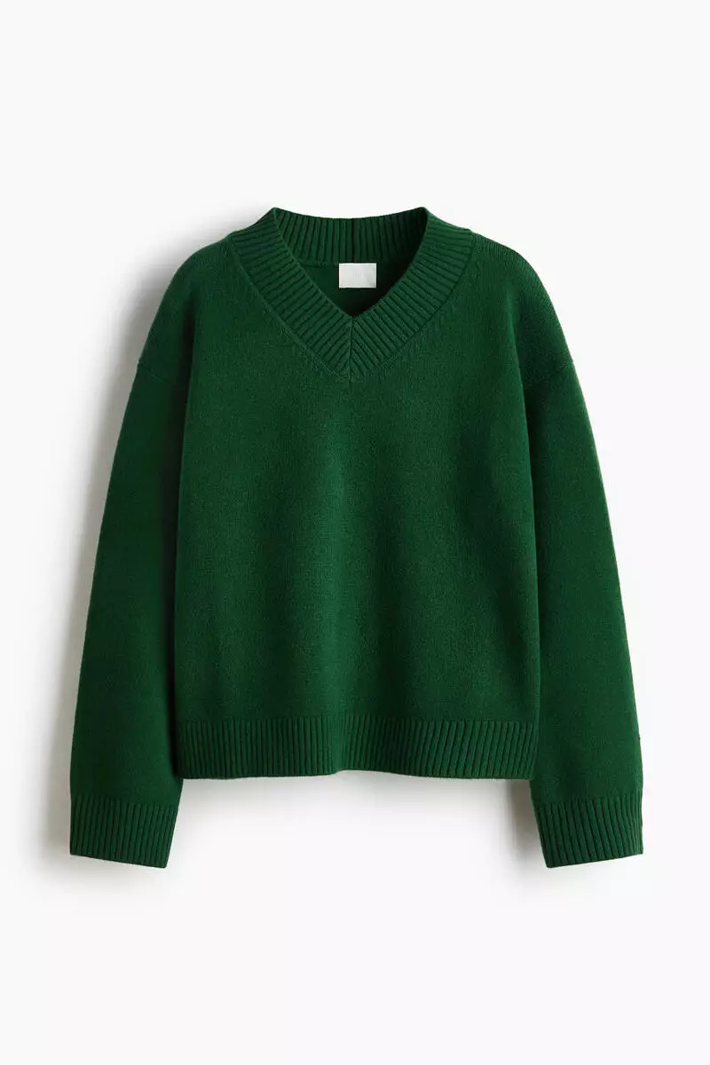 V-neck jumper