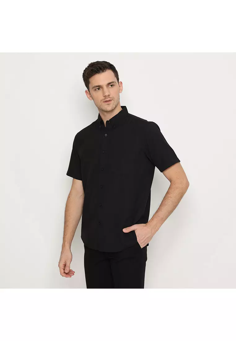 Platini Kemeja Pria Polos Pendek Katun Oxford Hitam Pekat 1069