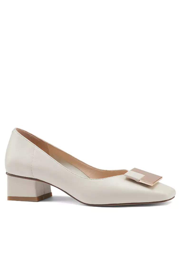 Discount on Twenty Eight Shoes  shoes - SKU: Square Buckle Lamb Leather Pumps BSH1012511