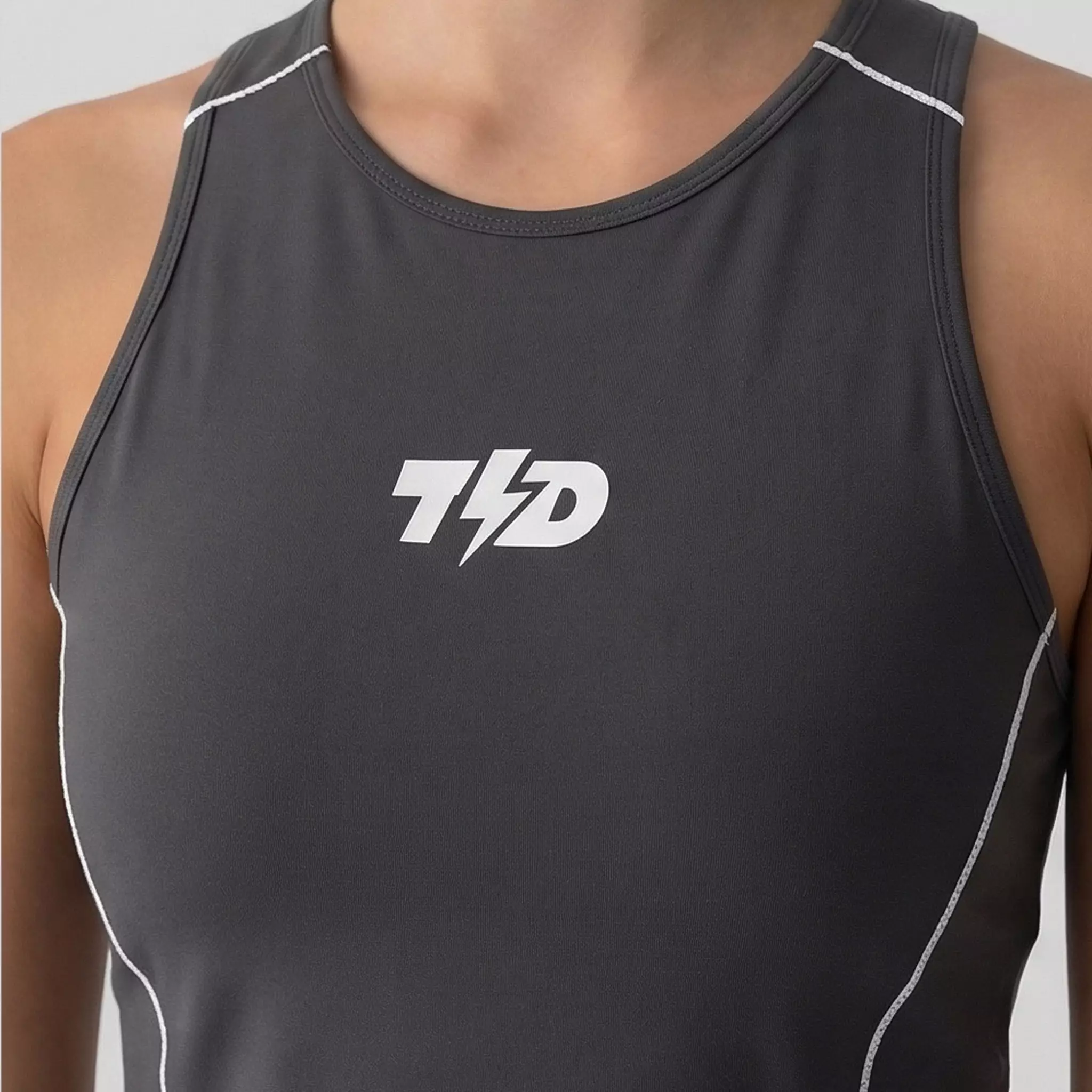 TDACTIVE Kaos Crop Tank Tracktop Superairdrylite ringan drifit charcoal LSF44