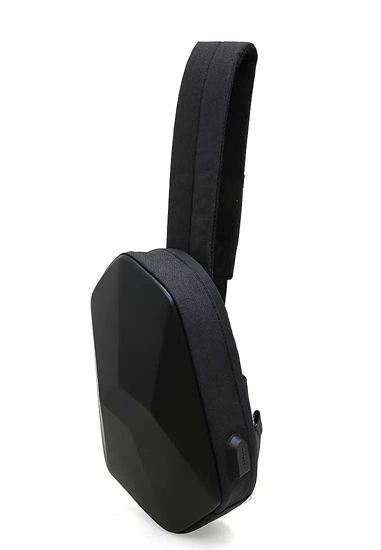 Corner Tas Selempang Sling Bag + USB Charger Unisex Anti Theft Large Compartment Material PE PVC ORIGINAL - Black