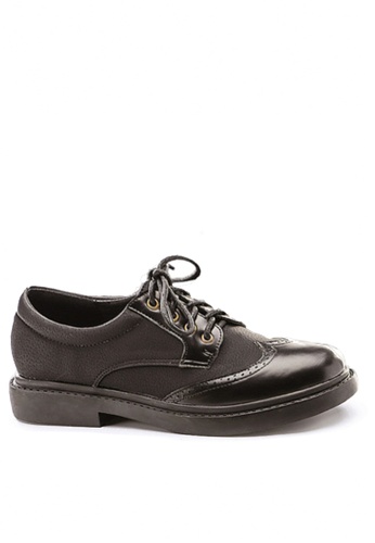 Twenty Eight Shoes black Two Tones Brouge Oxford Shoes VF68706 2B052SH0428D37GS_1