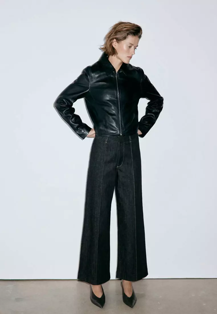 High-Waisted Wide Leg Jeans With Stitching