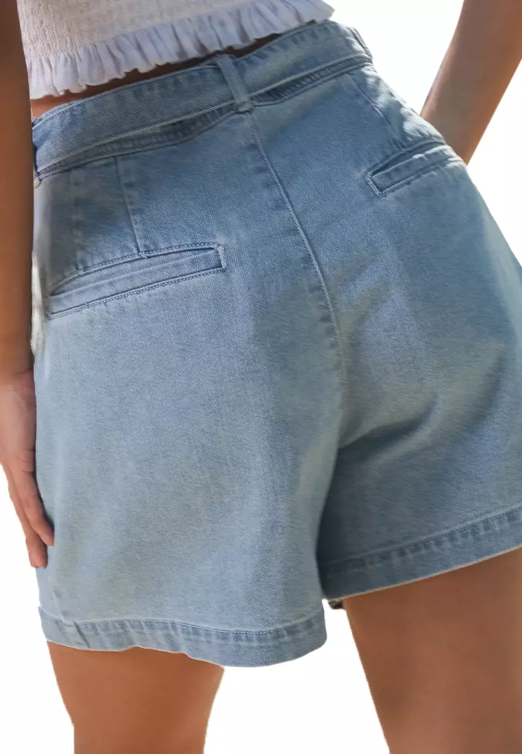 Highwaist Wide Leg Pleated Shorts With Belt