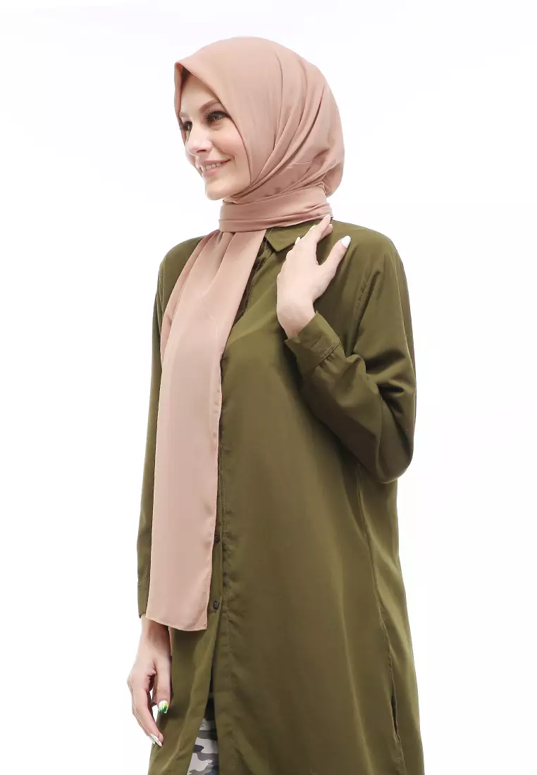 Sakilah Hijab Pashmina Ceruty Baby Doll Wanita Polos Relaxed Fit - Cream