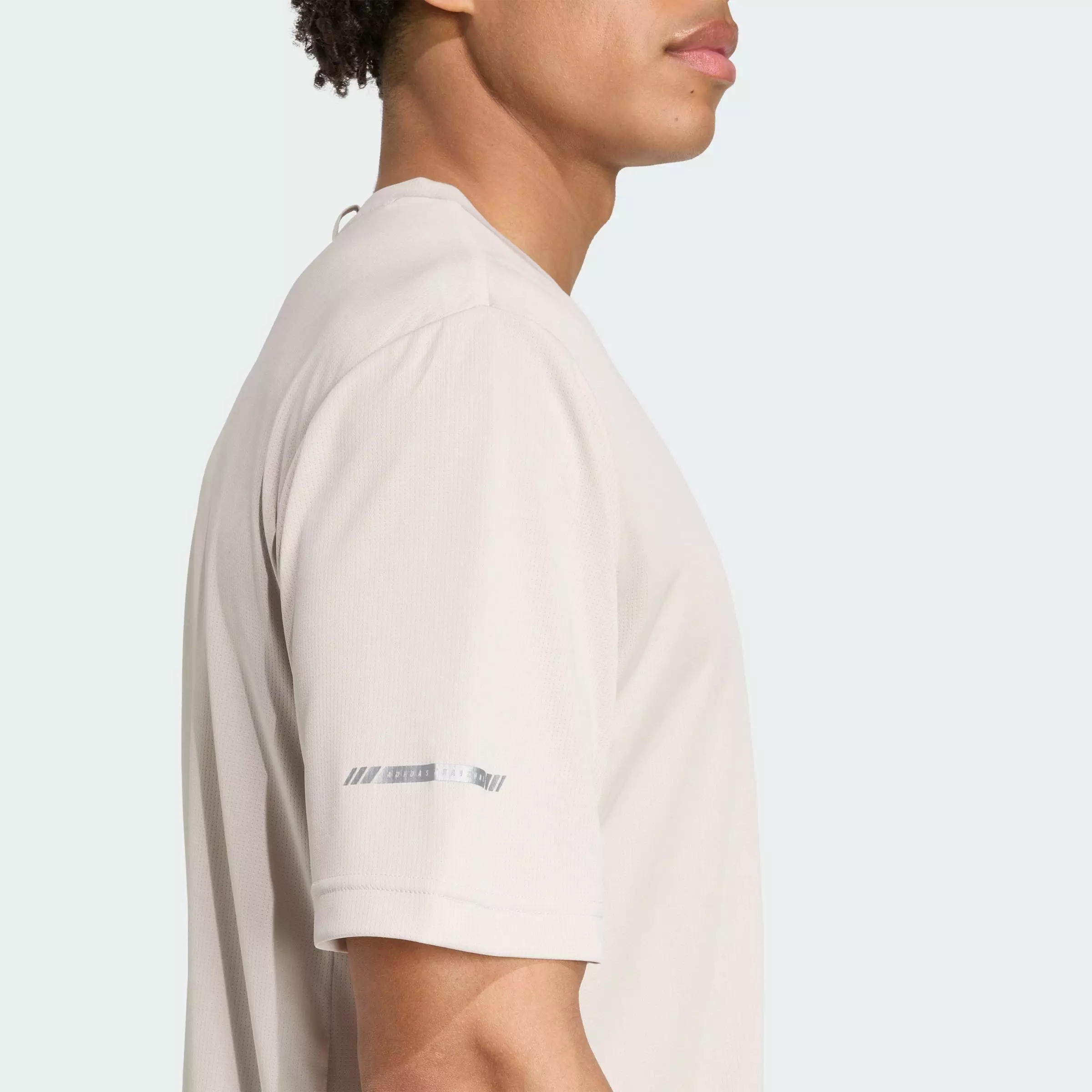 Gym & Training Training Essentials Holiday Pack Tee Men Beige JZ4162