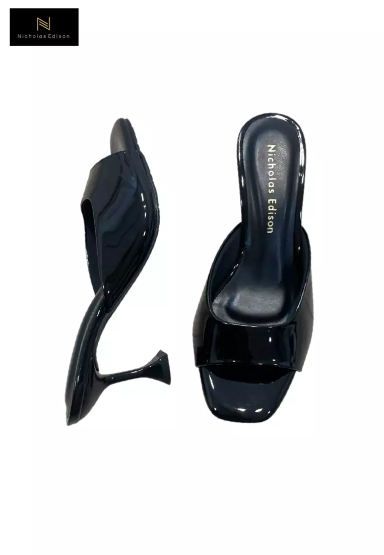 Nicholas Edison Heel Fika Black