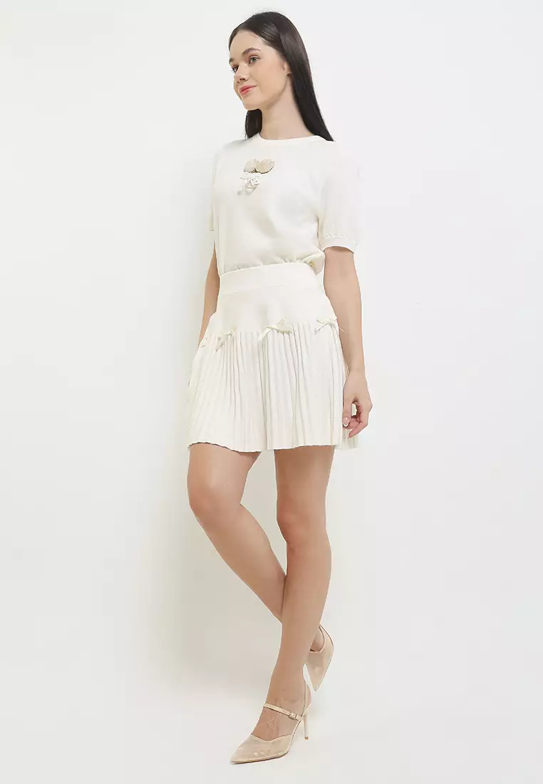 Mini Pleated Knit Skirt W/ 4 Bows