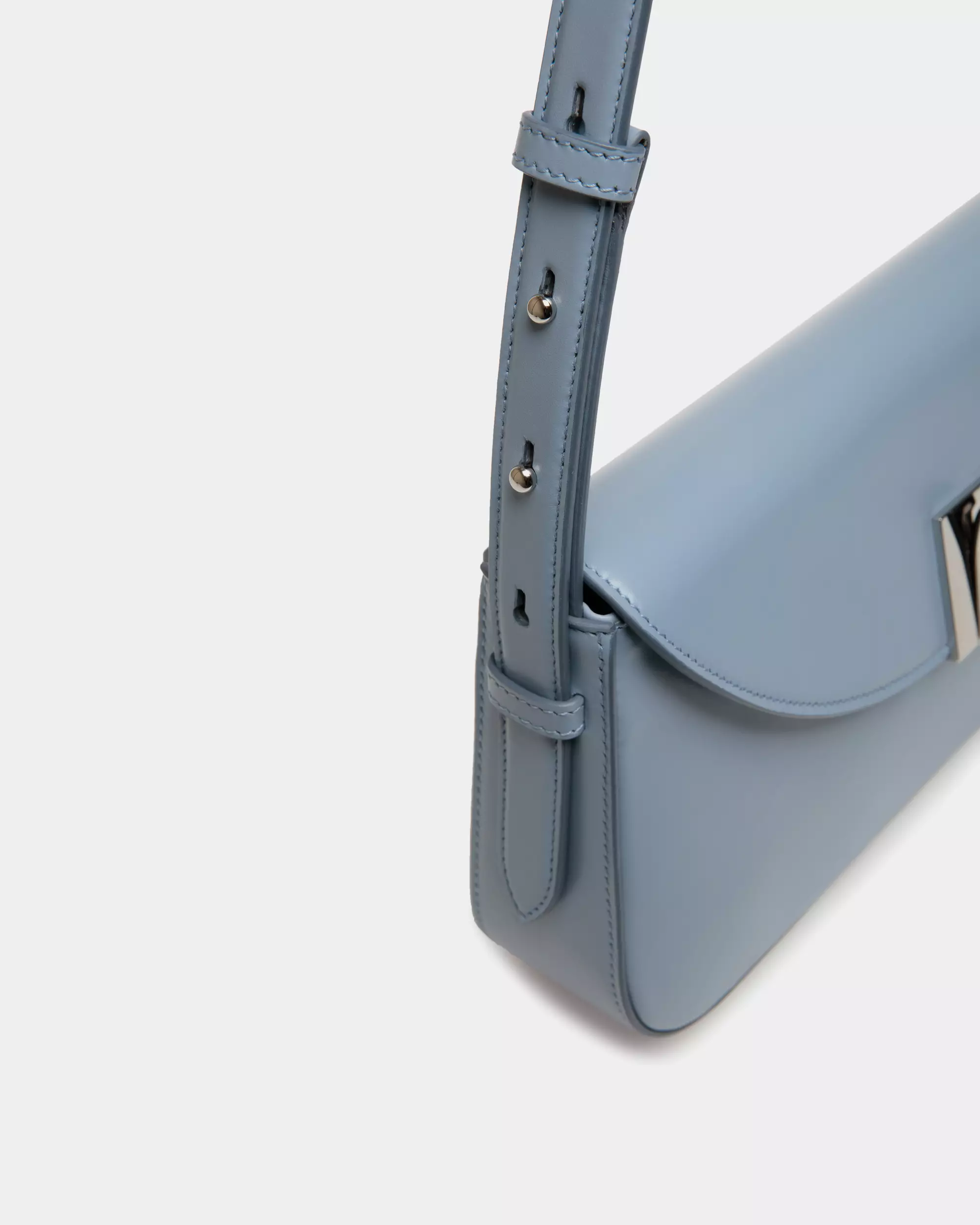 Bally Ollam Baguette Leather Bag - Light Blue