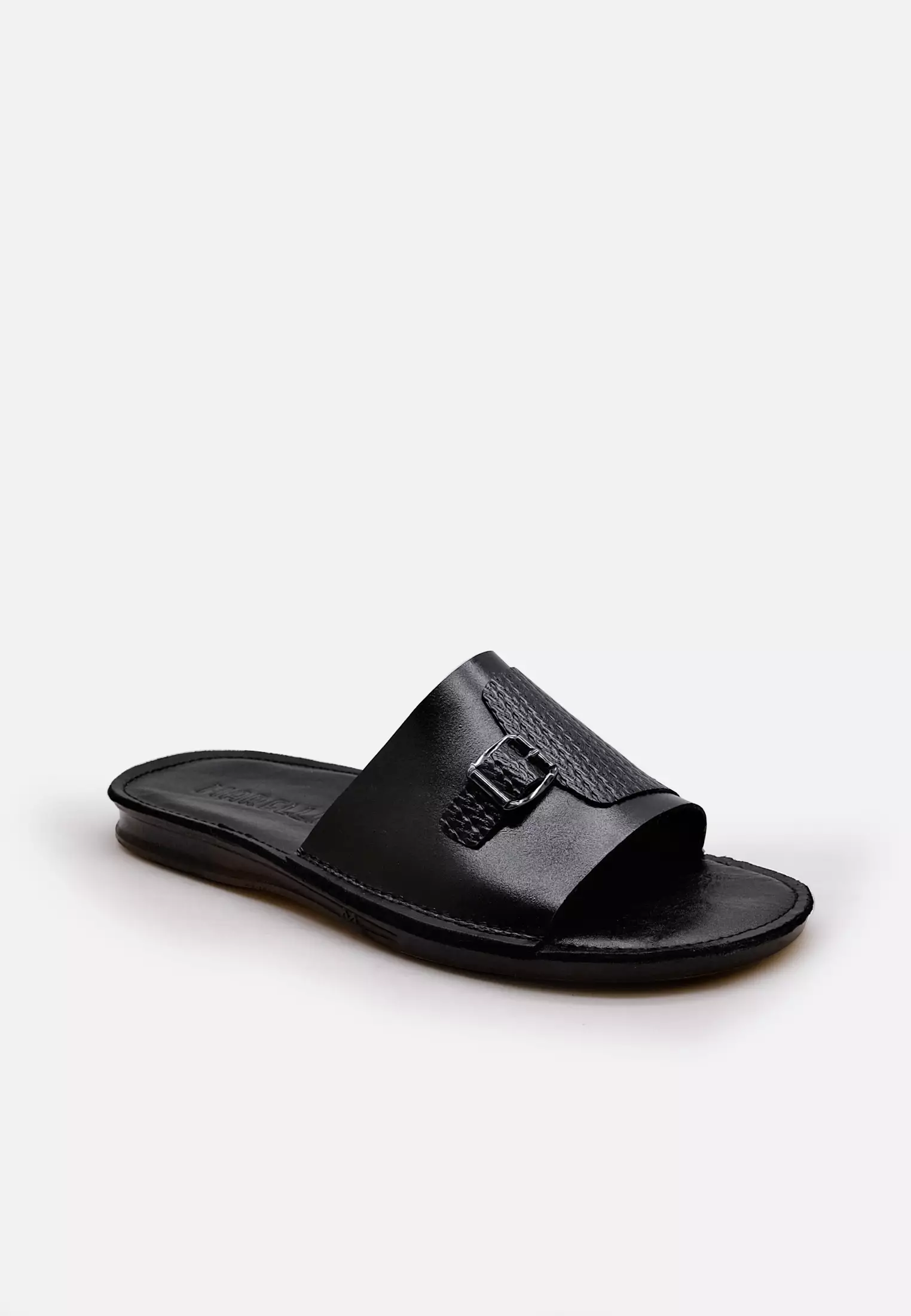 Mabel Sandal Pria Guinine Leather Anti Slip - Black